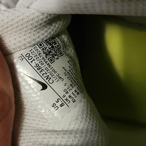 Shoes - Picture 8 of 8